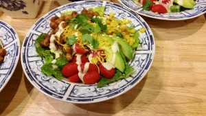 BBQ Chickpea Dinner Salad - Eat-in With YiaYia